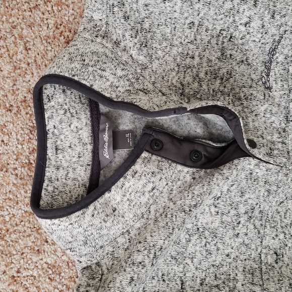 Eddie Bauer Men's Heathered Gray Crewneck Sweater - Picture 2 of 2